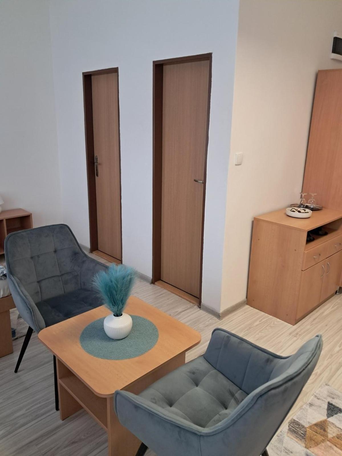 Albergue ŠD Urbánkova 2 Košice Exterior foto