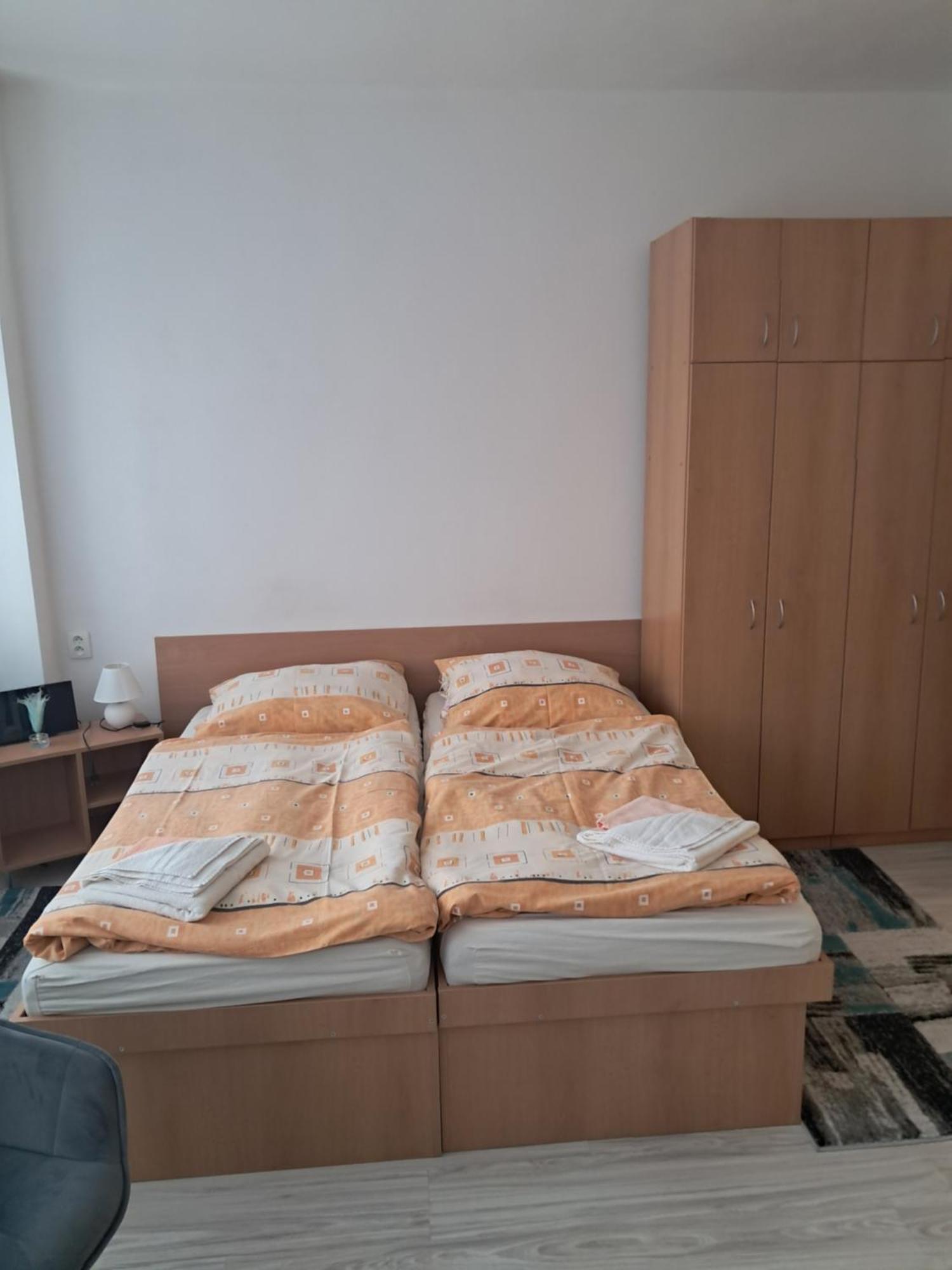 Albergue ŠD Urbánkova 2 Košice Exterior foto