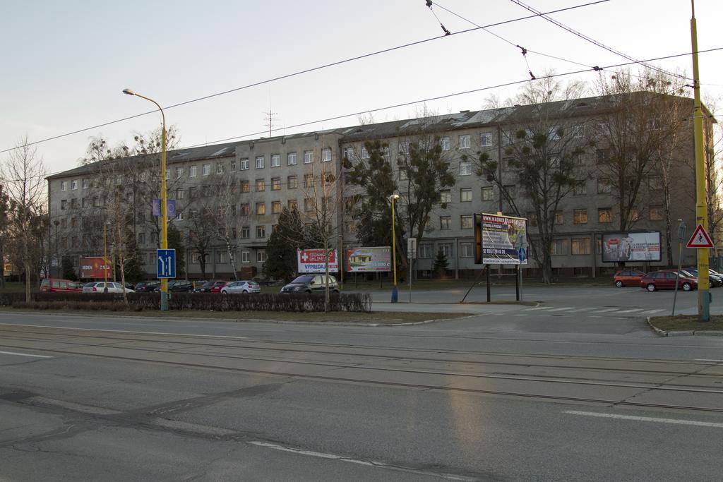 ŠD Urbánkova 2 Albergue Košice Exterior foto